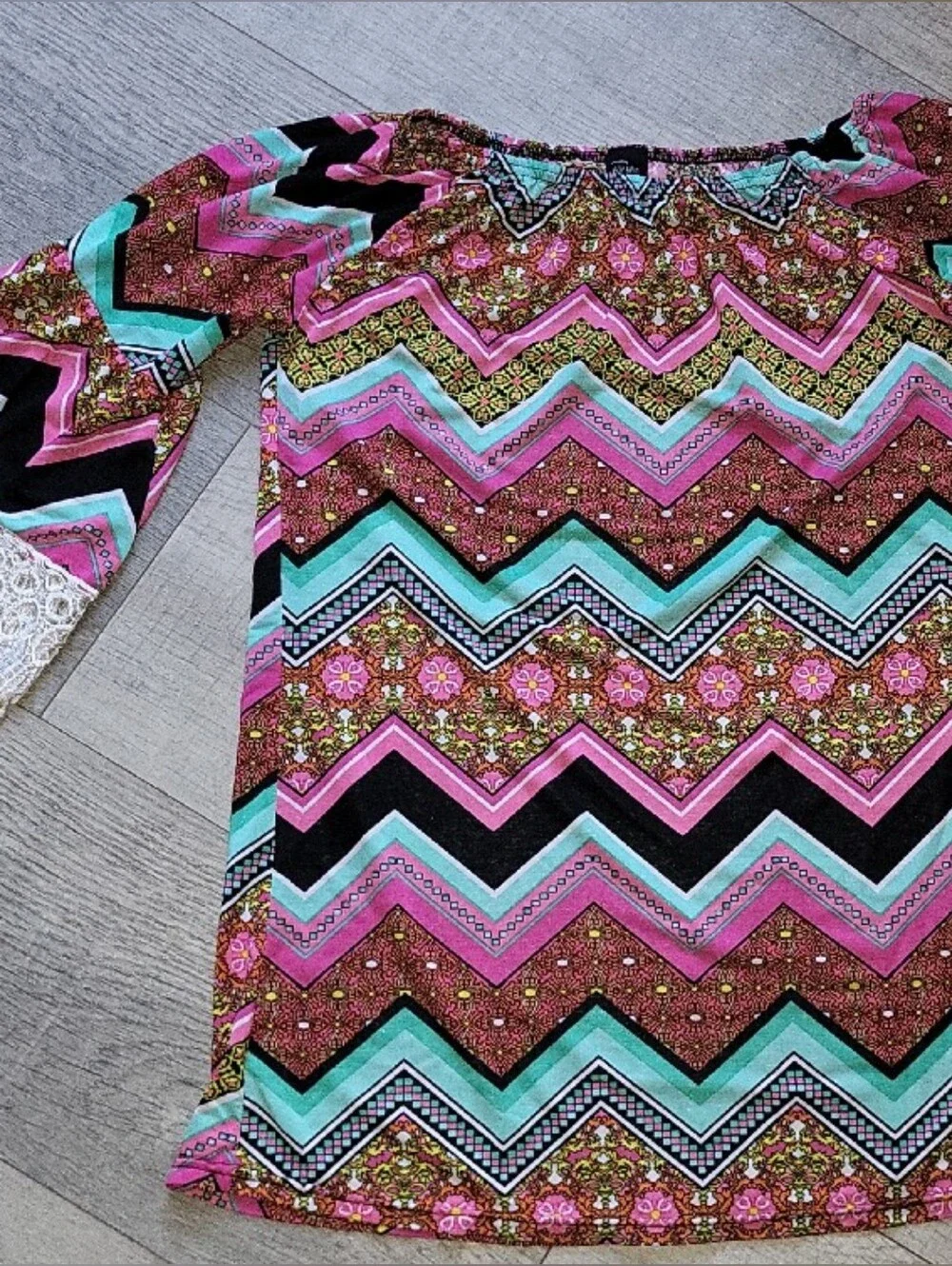 WinWin flowy kimono